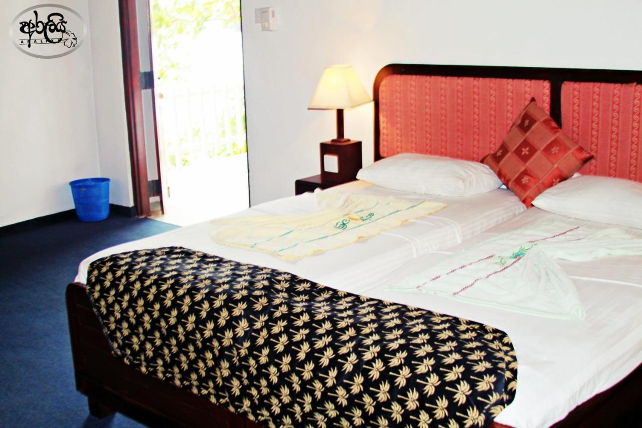 Hotel Araliya Villa Балапития Екстериор снимка